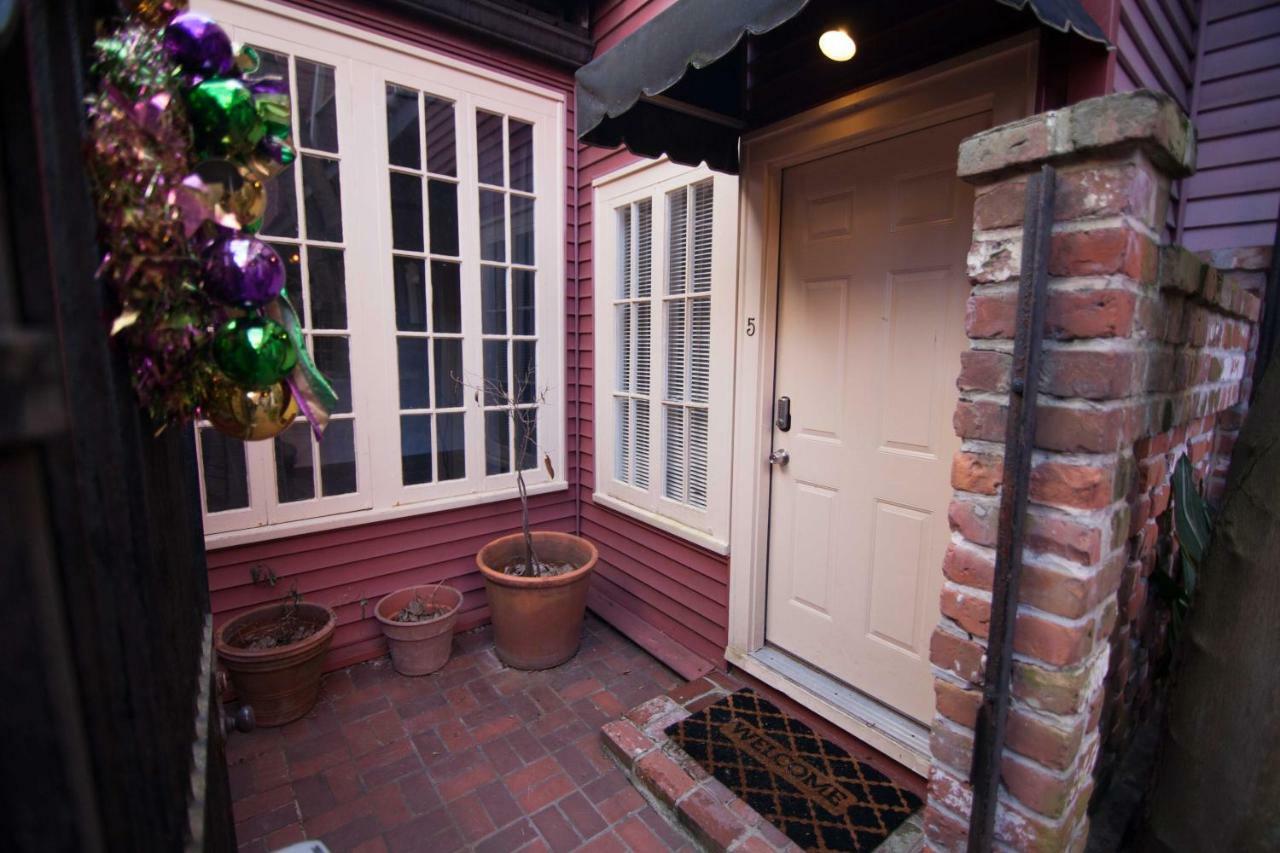 The Courtyards French Quarter Guesthouse New Orleans Esterno foto